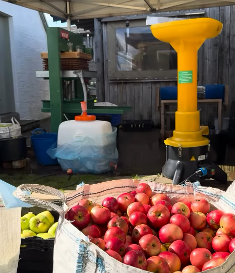 Looking Back at Our Autumnal Apple Cider & Hog Roast Day!